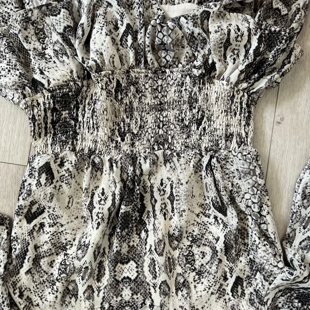 Python print mini dress. - Picture 3 of 4